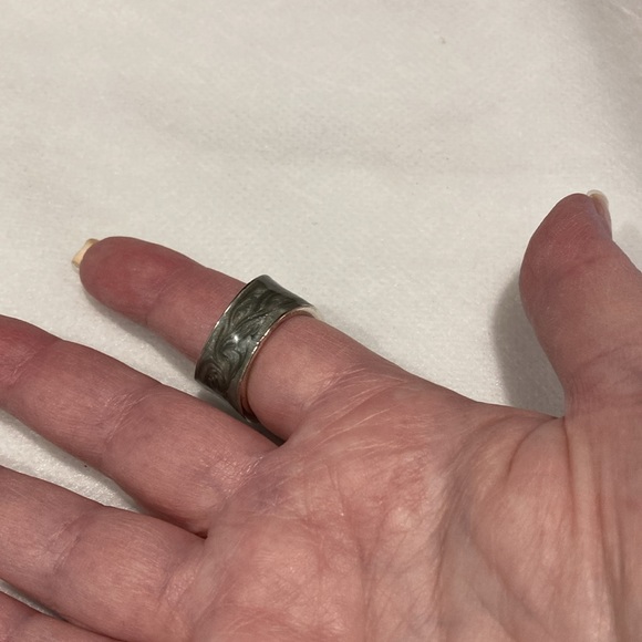 NWOT - Silver Statement Ring Smokey Gray Enamel Swirl Design - Size 8 - Picture 8 of 11